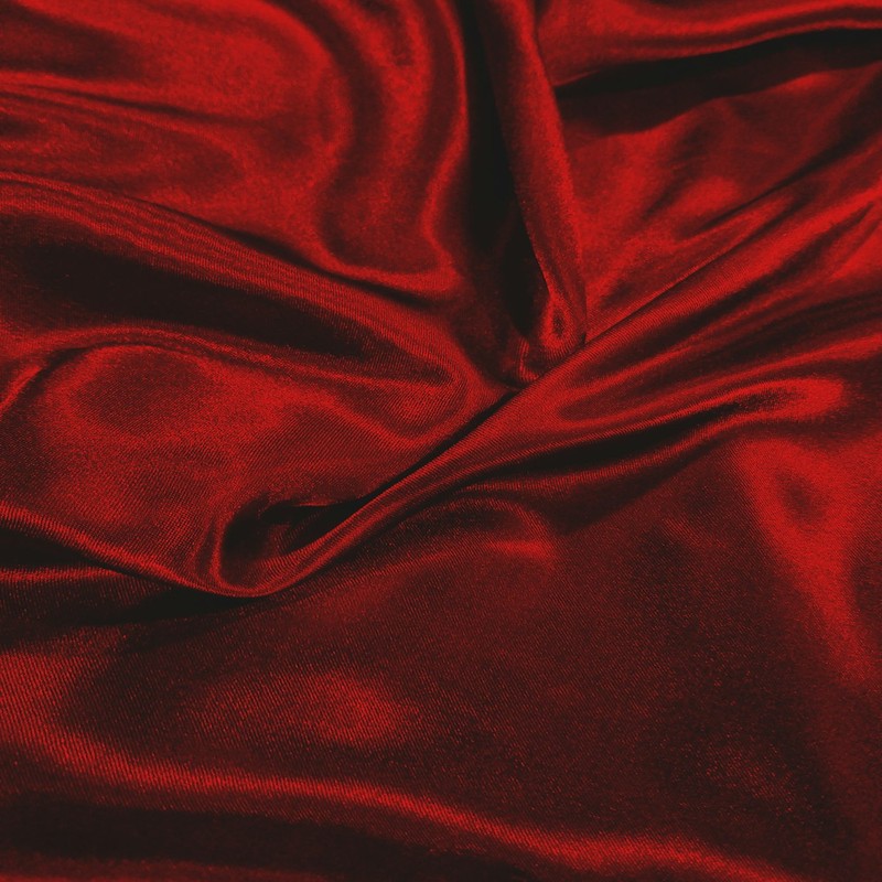 red-velvet-fabric